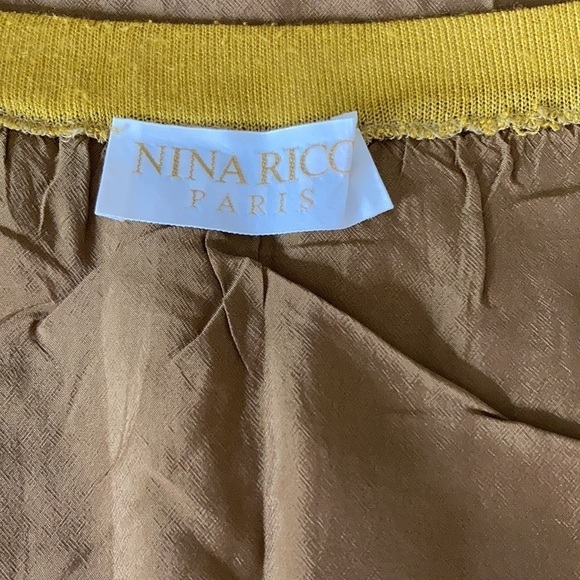 NINA RICCI PARIS VTG mustard color siut. Med?? As is - Picture 14 of 14